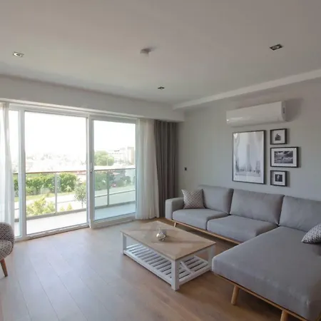 Elia Apartment Side